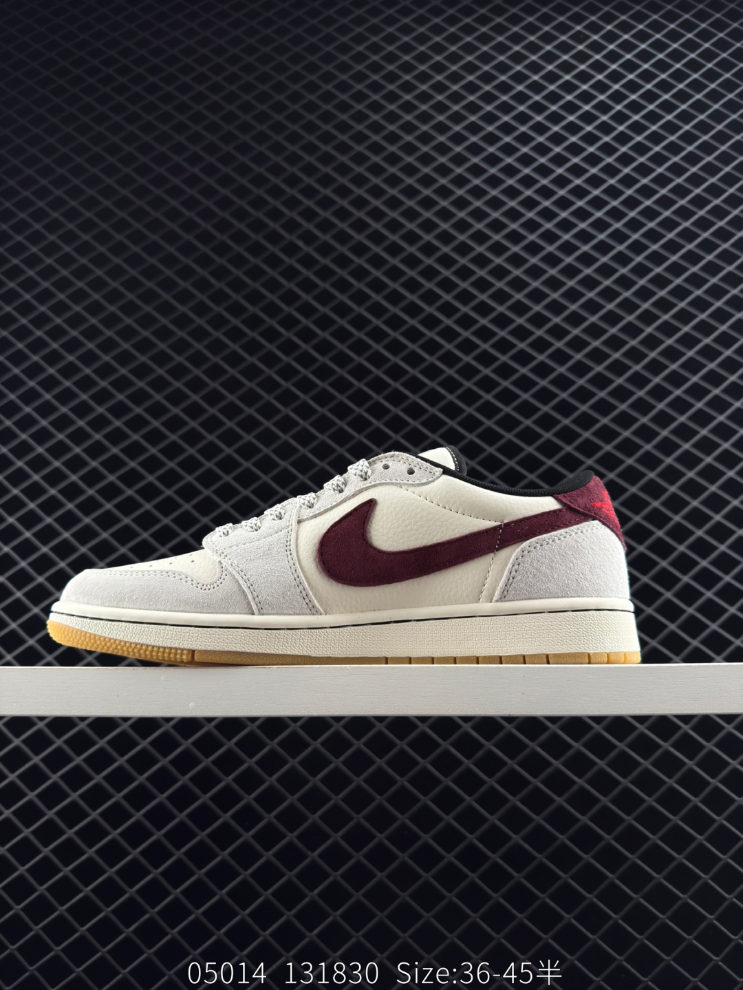 Travis Scott x Air Jordan 1 ” Reverse Mocha “